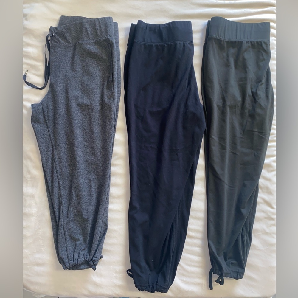 3 Capri Joggers